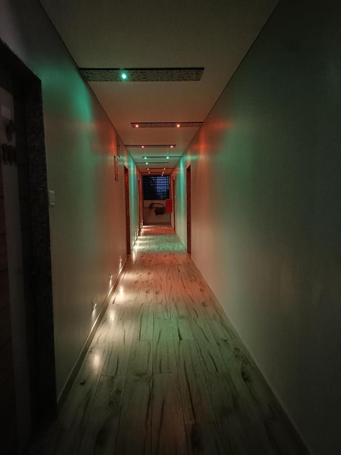 Hotel Jb Star Māndvi Dış mekan fotoğraf